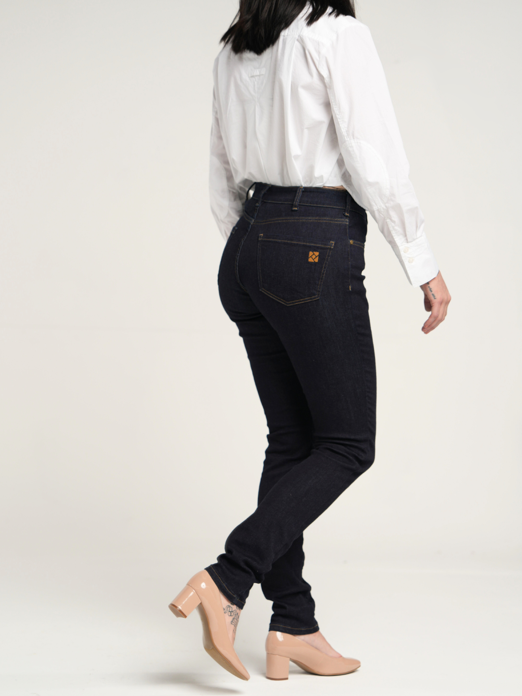 Classic Slim Jean Mid Rise Deep Indigo Wash