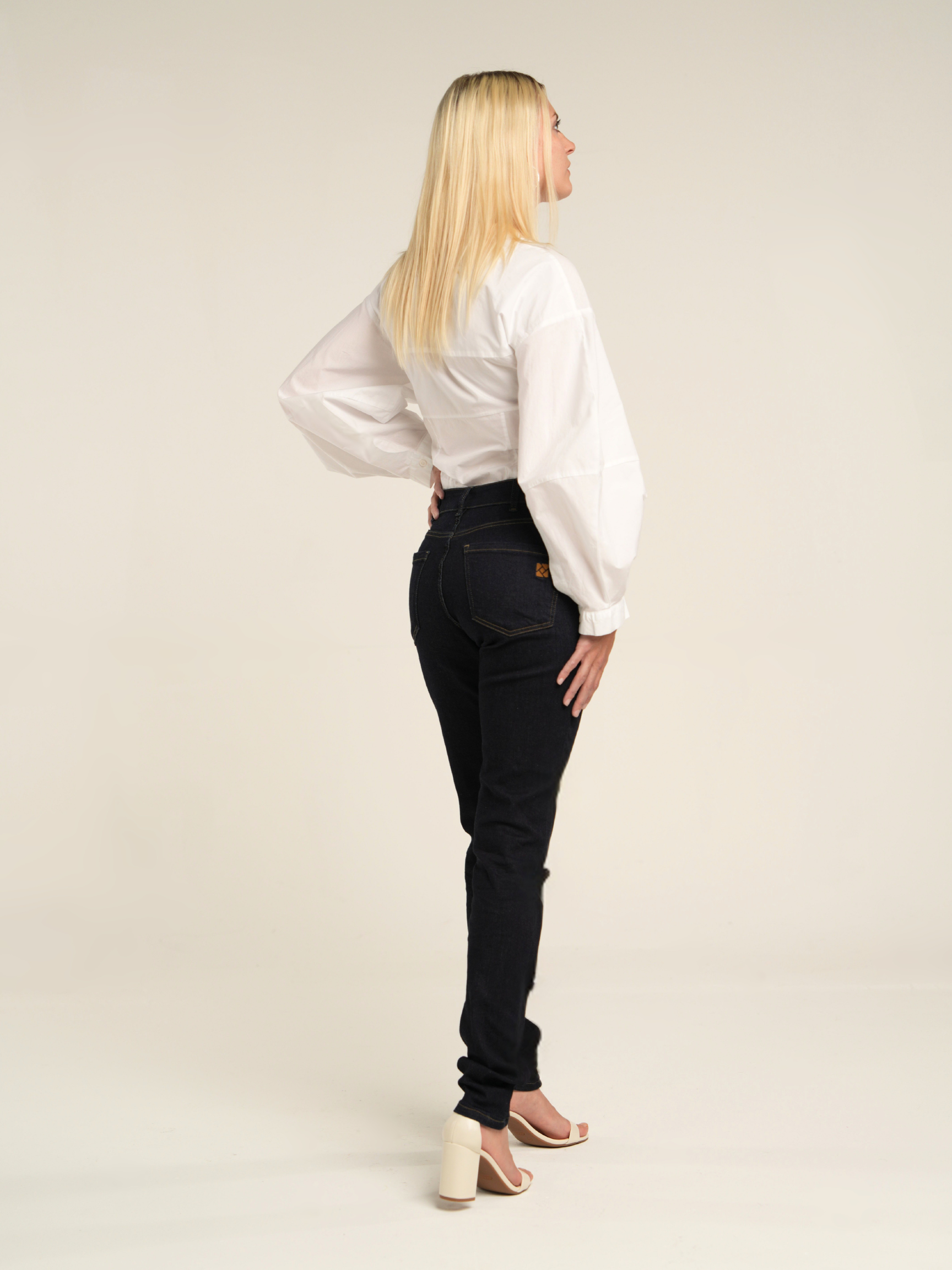 Classic Slim Jean Mid Rise Deep Indigo Wash