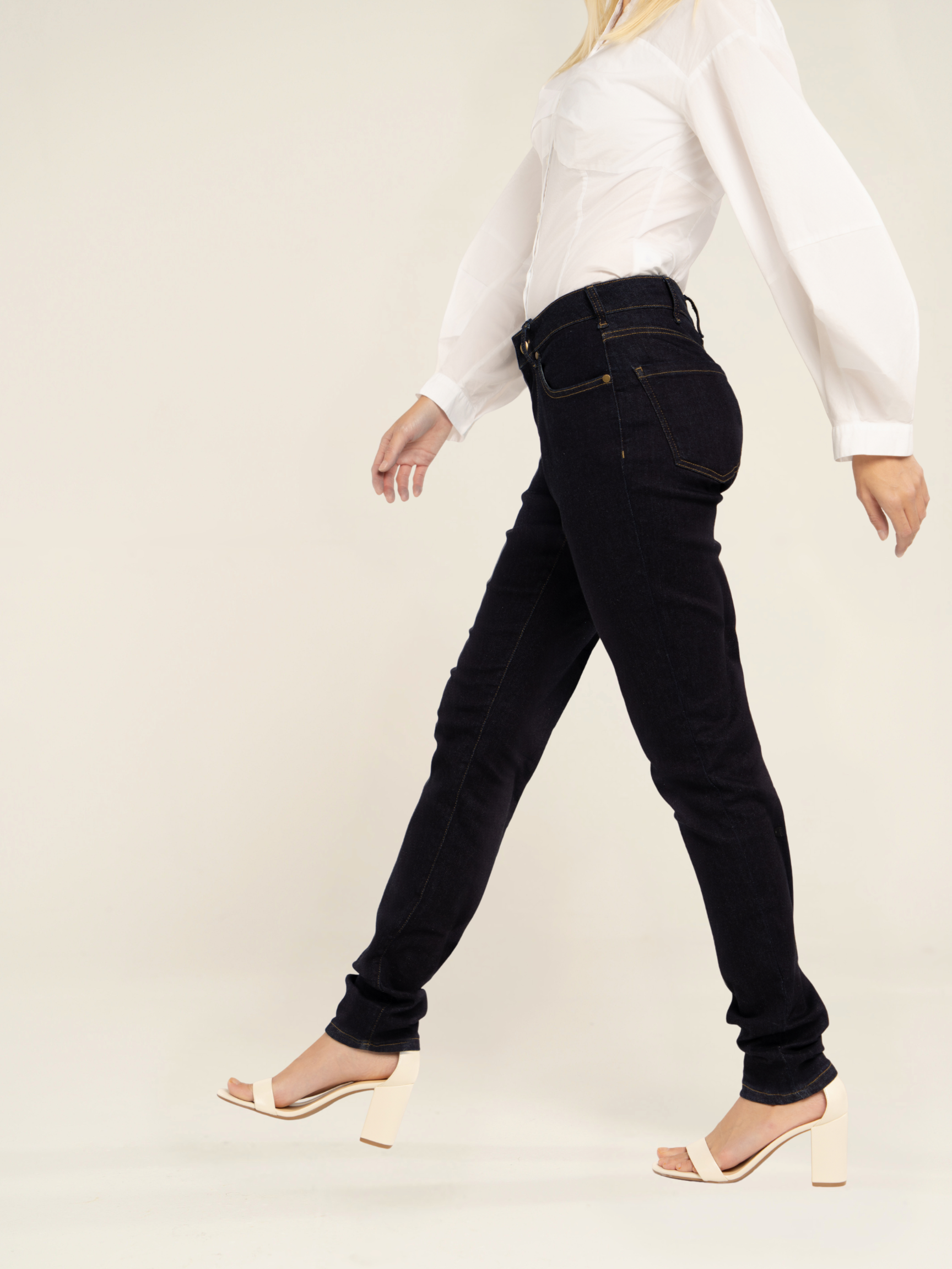 Classic Slim Jean Mid Rise Deep Indigo Wash