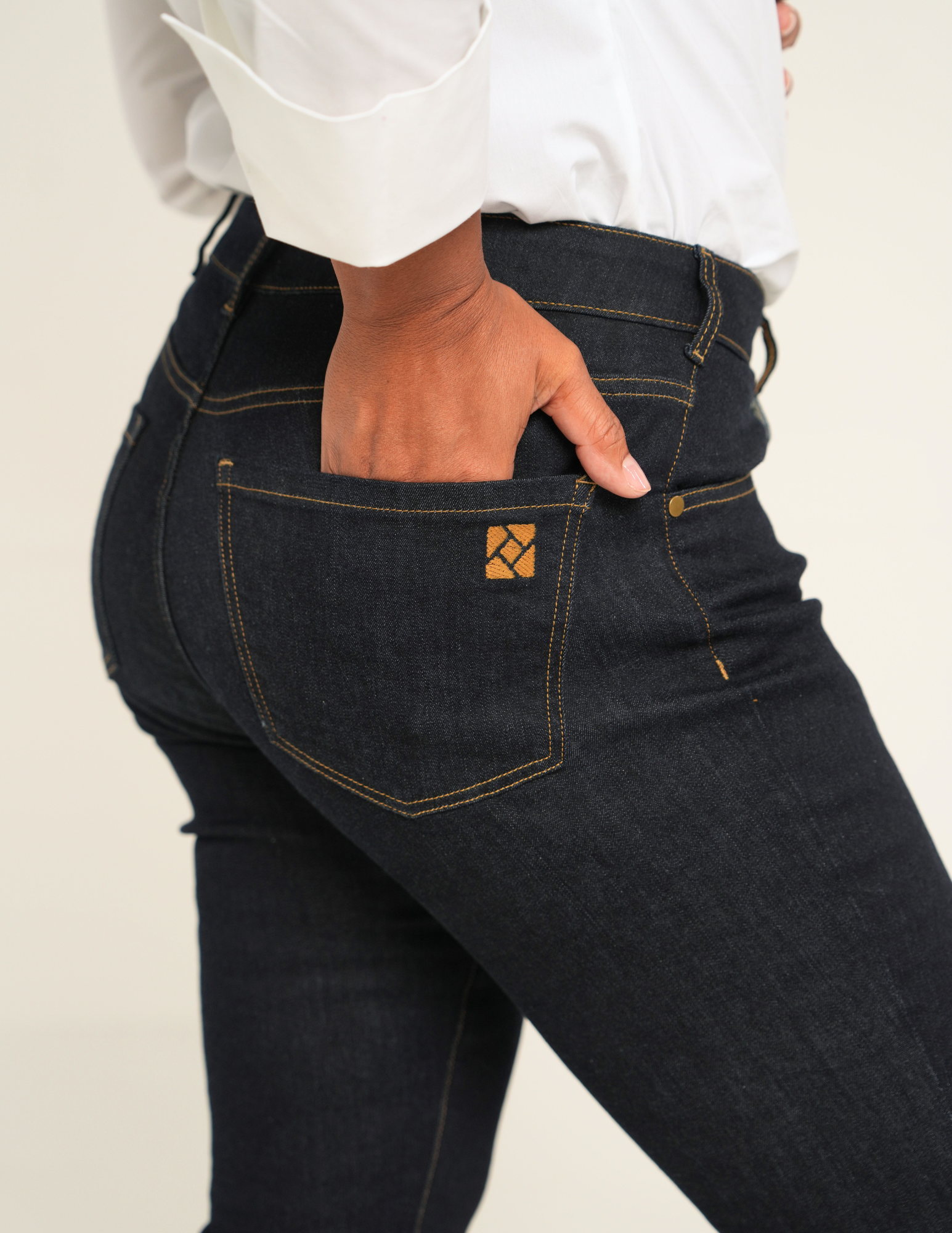 Curvy Slim Jean Mid Rise Deep Indigo Wash