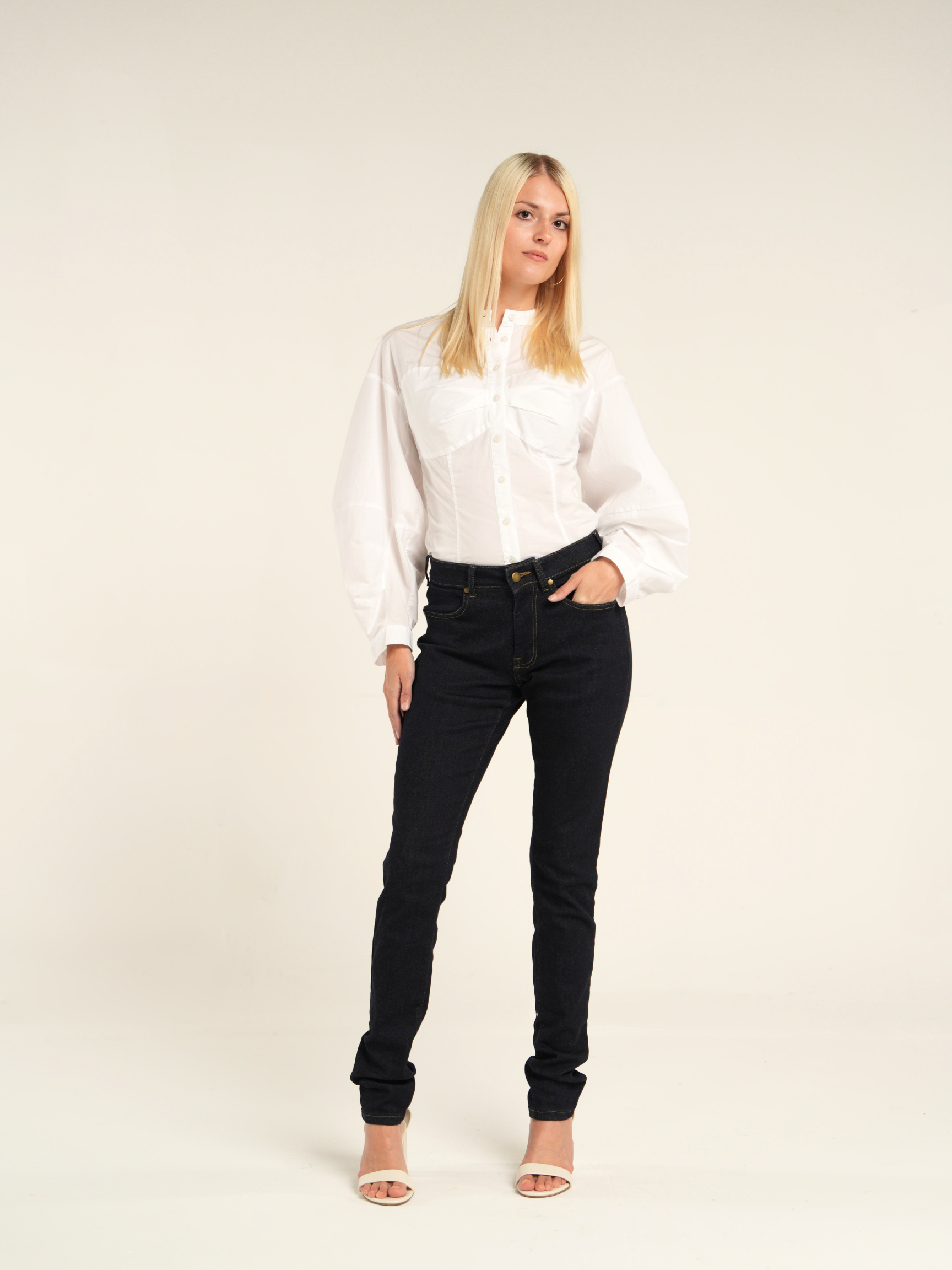 Classic Slim Jean Mid Rise Deep Indigo Wash